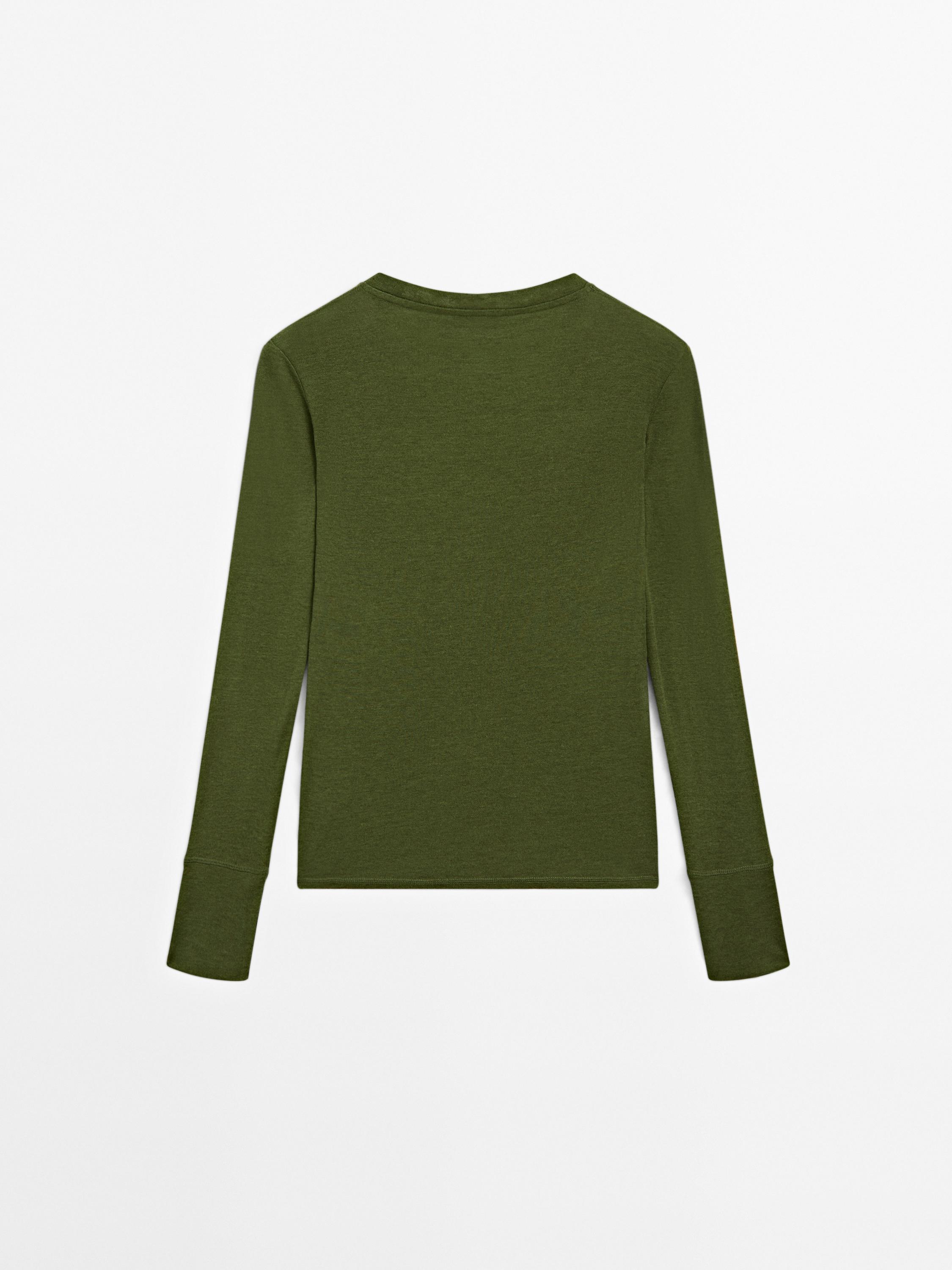 Long sleeve T-shirt with ribbed trims